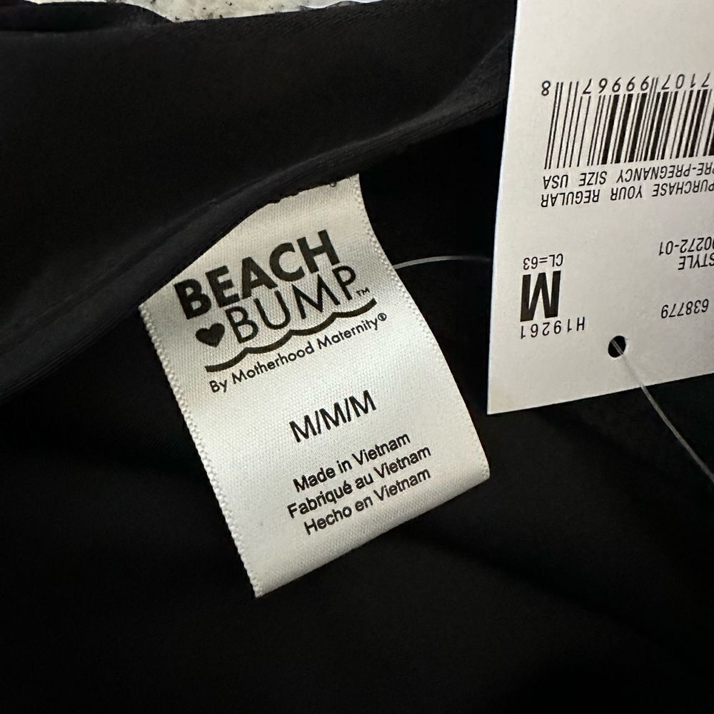 NWT Beach Bump Maternity One Piece Swimsuit Black Halter Smocked Sides - Size M - Picture 7 of 9